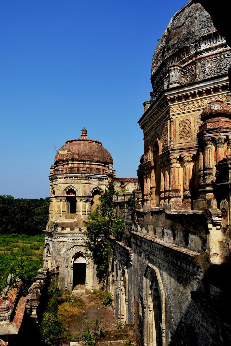DrManishkrv's tweet photo. The breathtaking Padma Fort is situated at a distance of 22 kms from Hazaribagh city. This historical fort belongs to descendants of Raja Ram Narayan Singh. Visitors are awestruck by its mesmerising beauty.  @JharkhandCMO @VisitJharkhand @DC_Hazaribag @Watervagabond https://t.co/FrAR7TYIwu