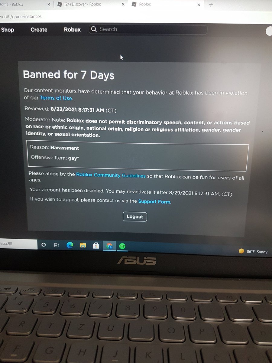 darkogenije's tweet photo. @Roblox explain this and i was trying to say that im not gay... https://t.co/nhPiGktT94