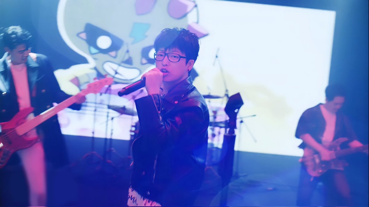 Bad Randoms
니가 미치면 그걸로 난 충분해