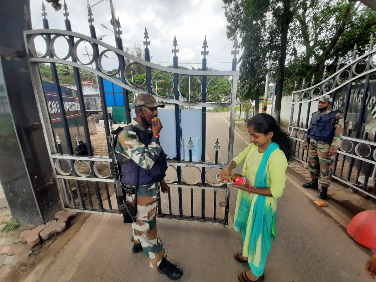 ABVP Andaman and Nicobar Islands Celebrated #RakshaBandhan with Indian Navy, Air Force and Army jawans.