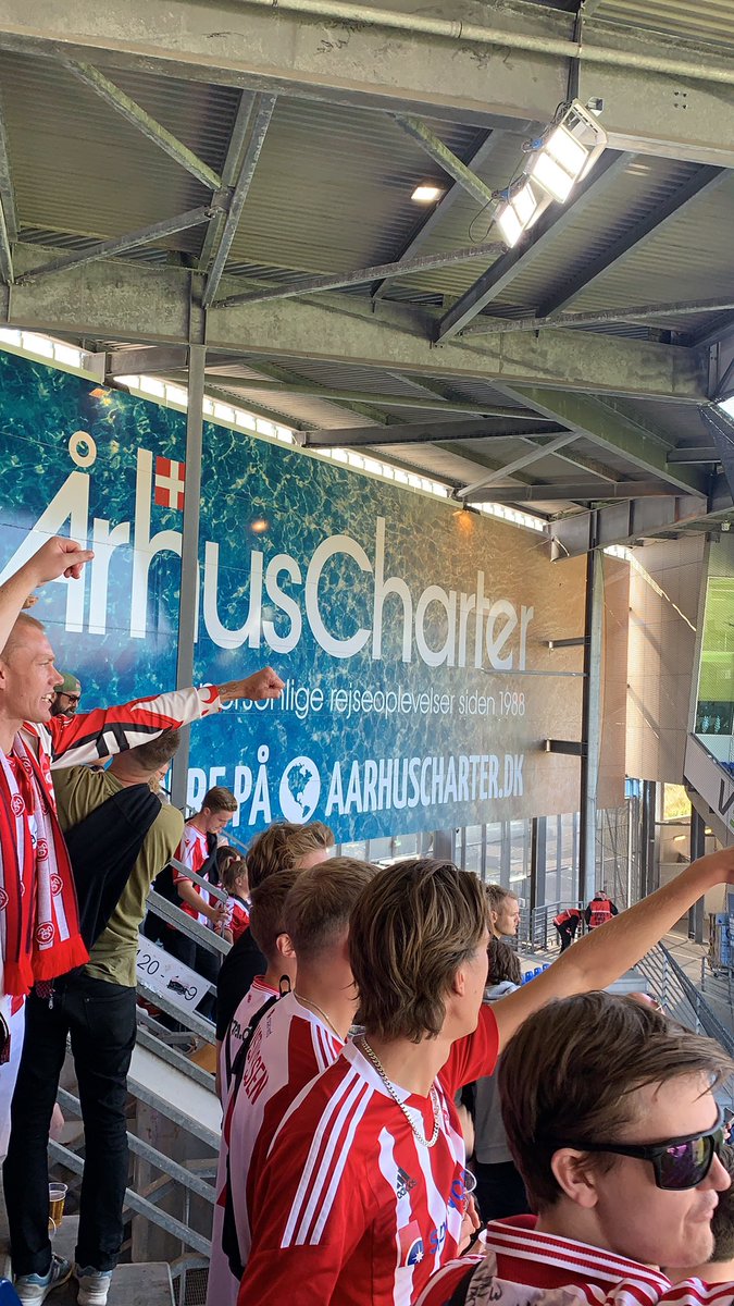 EKirkegard's tweet image. Århus eller Randers? #superAaB #rfcAaB