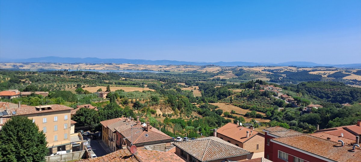 A day out of Siena yesterday gave me glimpse of this region's long history. The Cathedral in #Chiusi was rebuilt (yes - re) in the 7th century, and has carvings from the 4th. As well as stunning views.