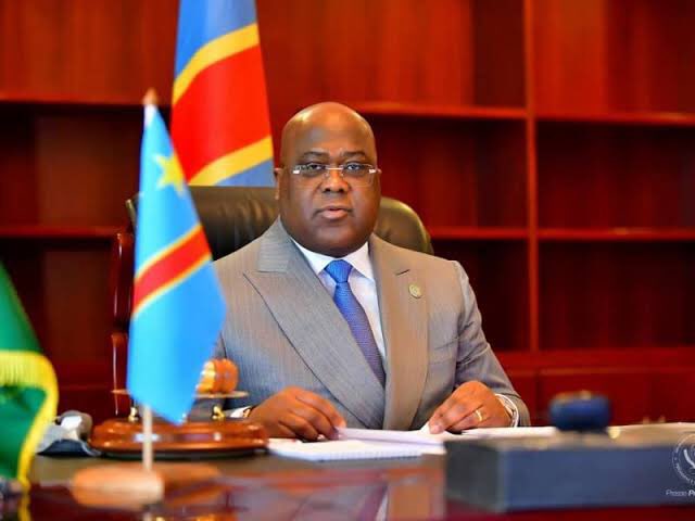 AlainMake20's tweet photo. #RDC : S.E Mr le Président de la République, Chef de l’Etat @fatshi13 , le citoyen @AlainMake20 préfère vous dire la vérité à travers les réseaux sociaux en lieu et place de dire des mensonges, la misère de votre population augmente chaque jour qui passe ... https://t.co/ajuoh7F4xF