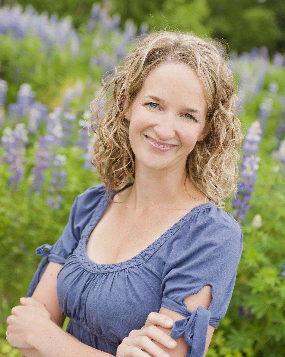 AHastyLife's tweet photo. 25 Authors and their "Failures" | https://t.co/6yMXxWX8Uz | Including stories from @StephMThornton, @ReneeRosen1, @jennilwalsh, and @amontgomery8  | #authorinterview #authorsoftwitter https://t.co/jQqjWTJpts