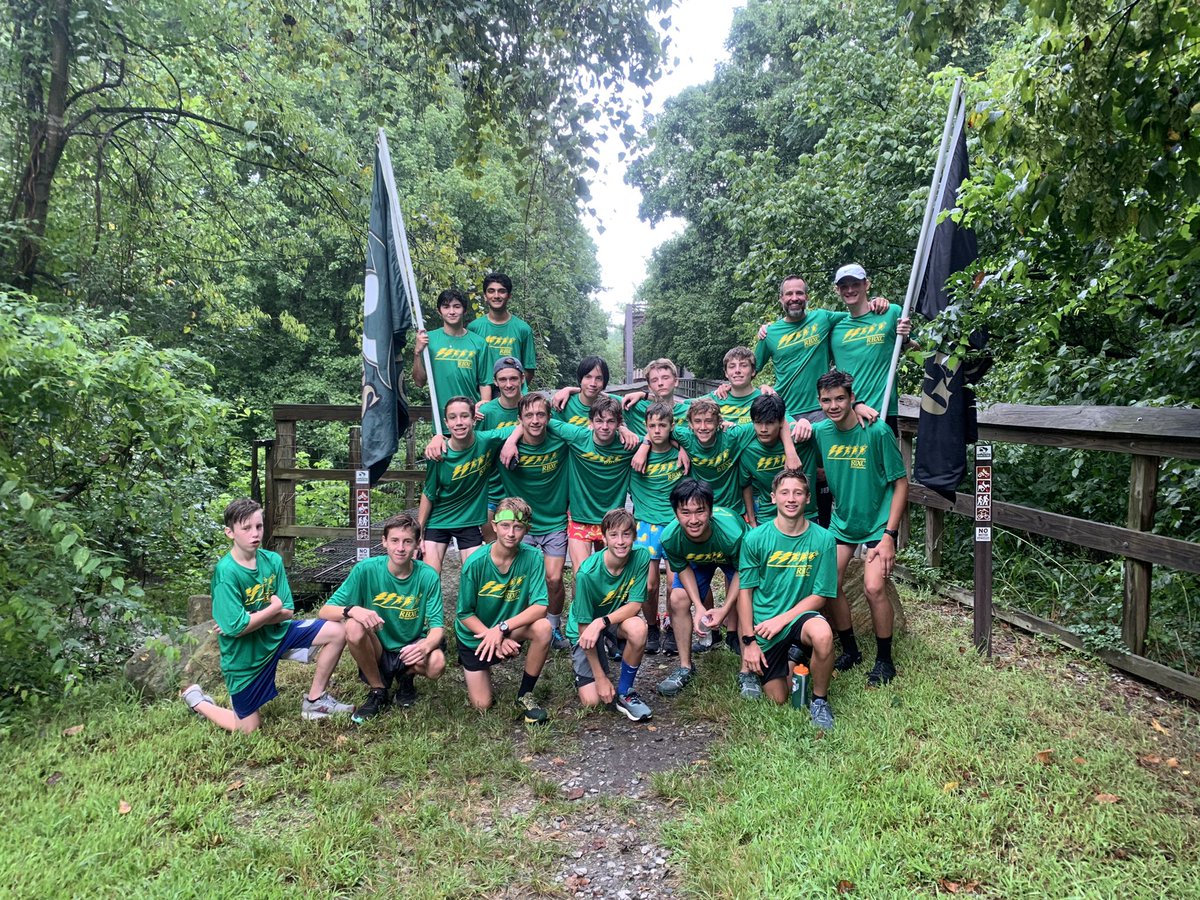 rb_distance's tweet photo. 2021 RBXC Half Marathon in the books. Can’t wait for the season to begin. @Gator_Athletics @scmilesplitus #GatorDistance #OutWork https://t.co/AHjwIRJrEl
