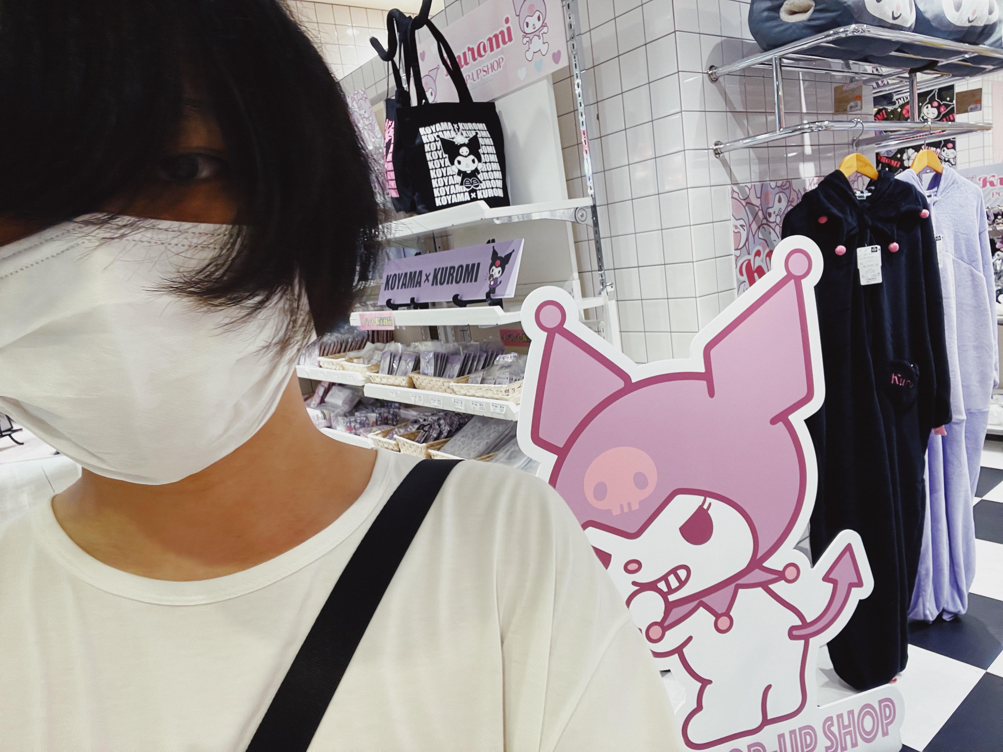 ヤバイT シャツ屋さん こやまたくや×クロミ コラボTシャツ