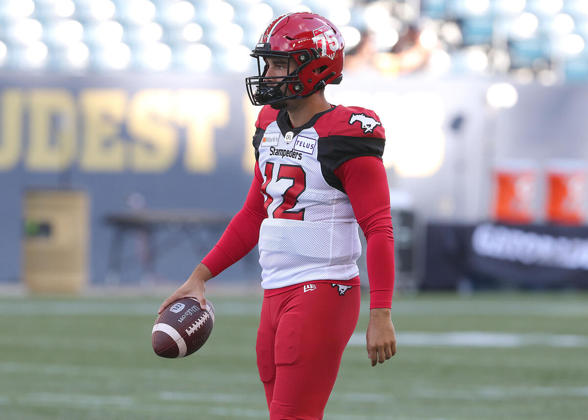 16/16 for 168 yards 💯

<a href="/jakemaier15/">Jake Maier</a> came ready to play tonight!! 🐴💪