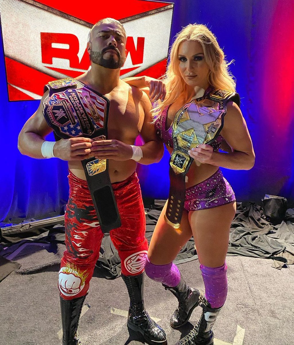 Soawax_'s tweet photo. Who is your favorite wrestling couple ? https://t.co/otYpVlmkjM