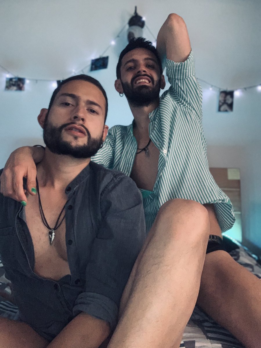 FredFabiOficial's tweet photo. Tengo el presentimiento de que empieza la acción 🤭 #sundayvibes ❤️
.
Pdta: Corre a hacer maratón de Fred&amp;Fabi en YouTube 😘 
.
.
. 
#fredfabi #couplegoals #gay  #gaybottoms #top #cruising #sexy #gayboy #latino #gaycolombia #latinos #bf #Gaymedellin #gaybogota #sexymen #gaymen https://t.co/nMYqPggGyb