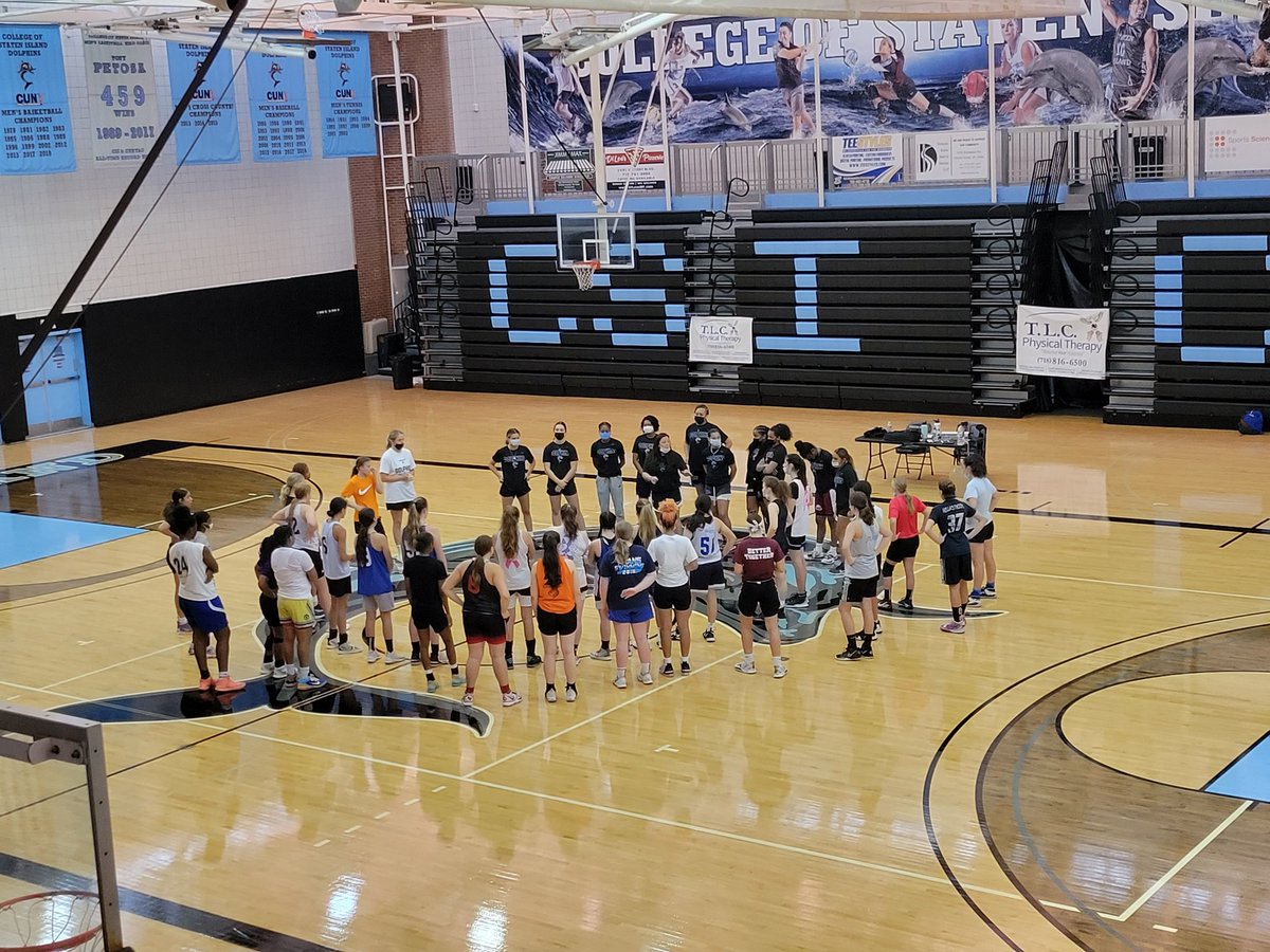 Supreme Basketball NYC tweet media