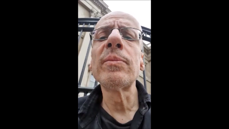 ImPaolo's tweet photo. RT @ImPaolo: RT @ImPaolo: RT @thepaolo: From earlier on today, in Trafalgar Square, protesting the Lockdown and giving away the light newspaper, number of conversations...
https://t.co/HZOrGbt347 https://t.co/PAVQ7CxW6q