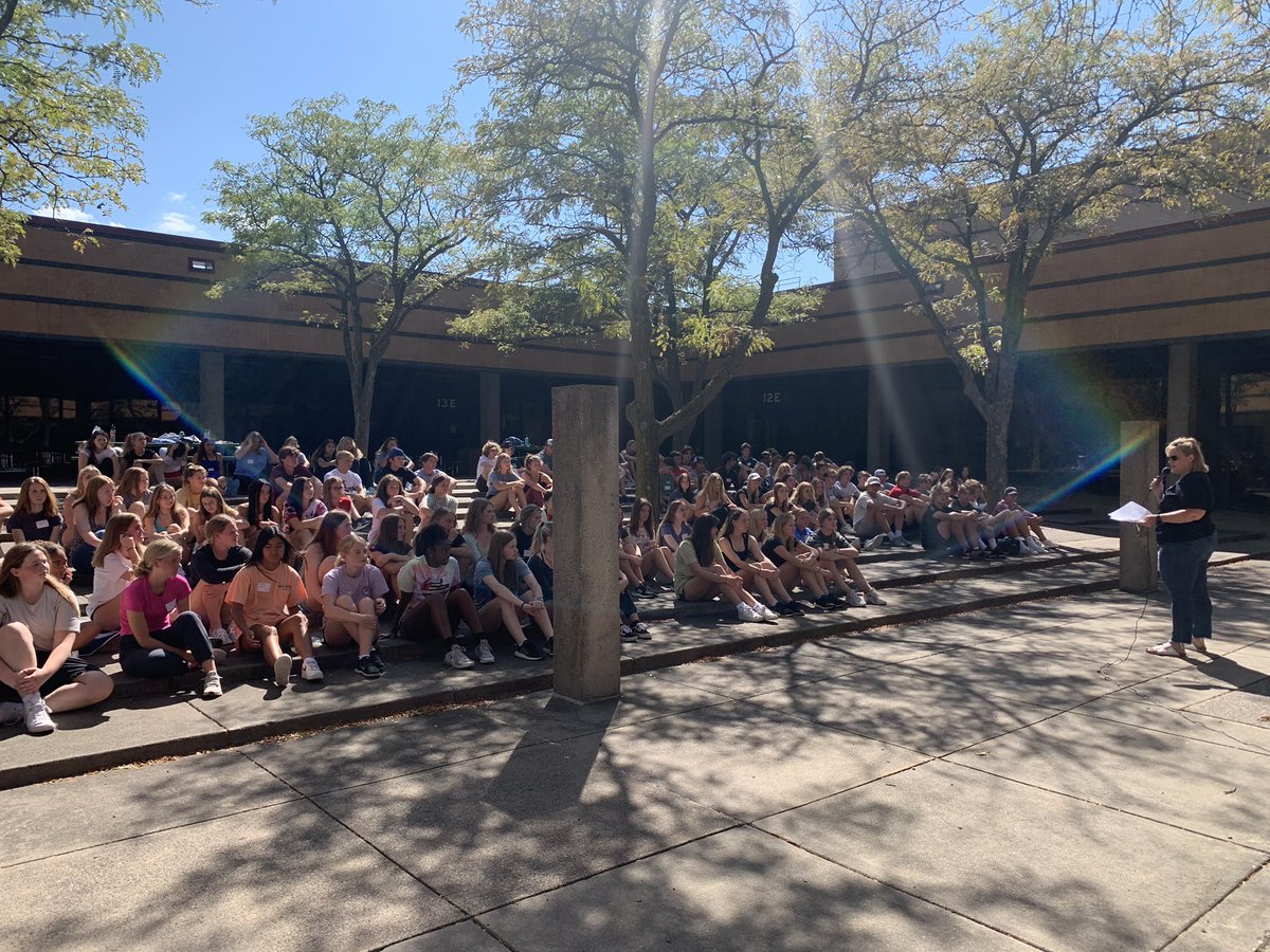 MWHSLinkCrew tweet media