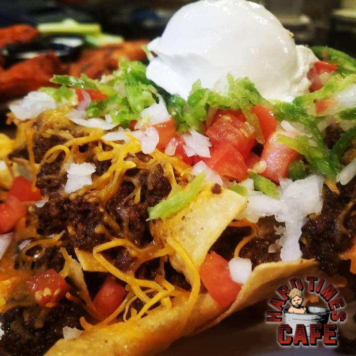 HardTimesFun's tweet image. Celebrate the start of #LaborDayWeekend with a round of #HardTimesCafe appetizers.