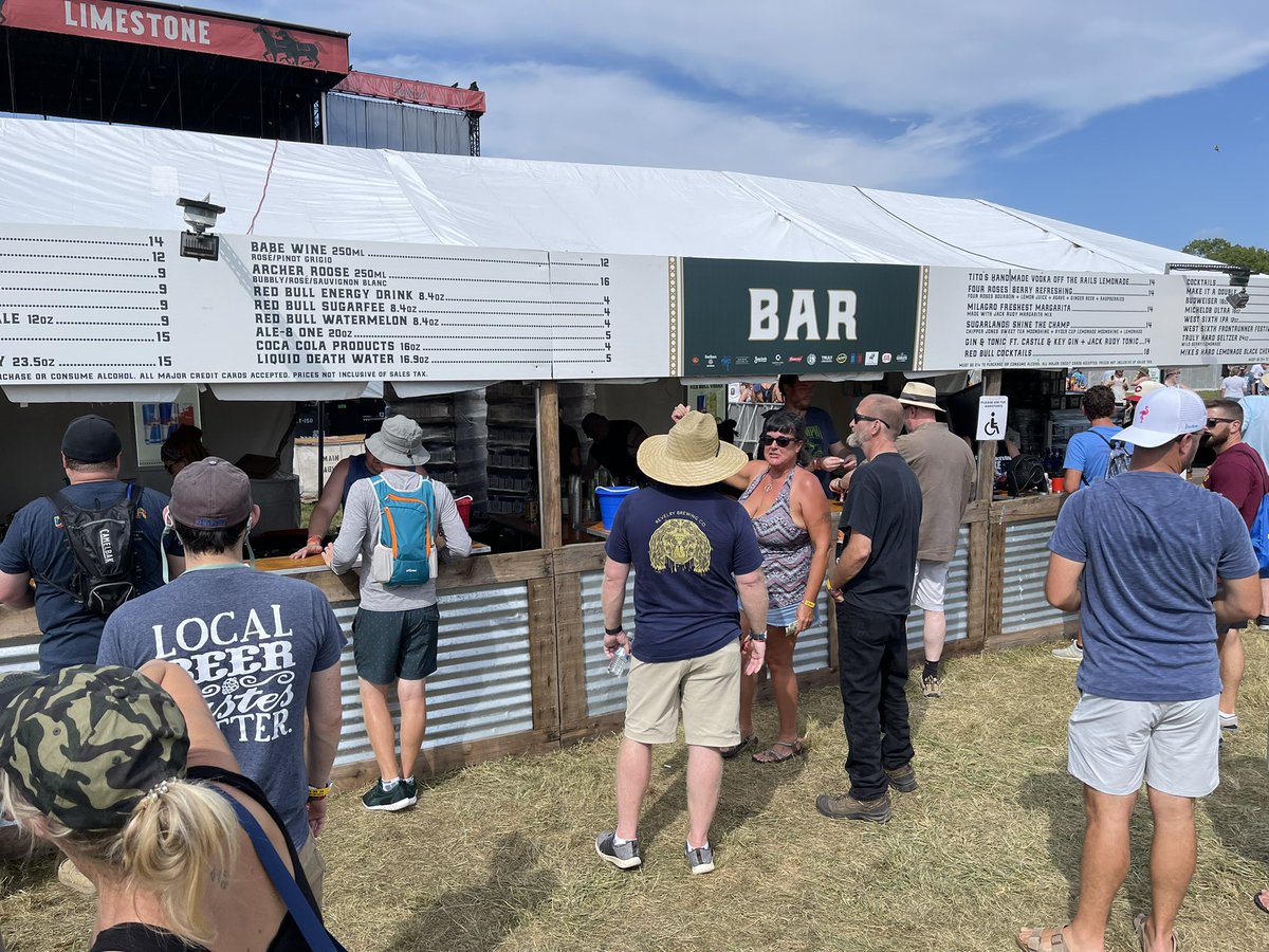 dscholl73's tweet photo. Promises made…Promises kept @railbirdlines @RailbirdFest #Day2 #RailbirdFestival https://t.co/R4UZQzq0so
