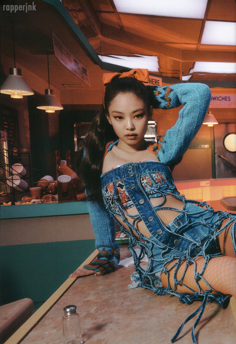 Rana_blink's tweet photo. I love Jennie♡
#JennieGlobalitgirl
#JenniePerfect
#JennieBeutiful
#JENNIEKIM
#JennieHermosa
#JenniePretty https://t.co/Ixq5YAMpWs