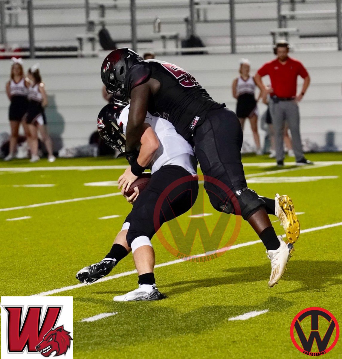 timwalter44's tweet photo. #WeissWolvesFootball #HowlYeah #FreelancingFun @WeissFootball @WeissHighSchool @PfISDAthletics https://t.co/S7snza0N9g