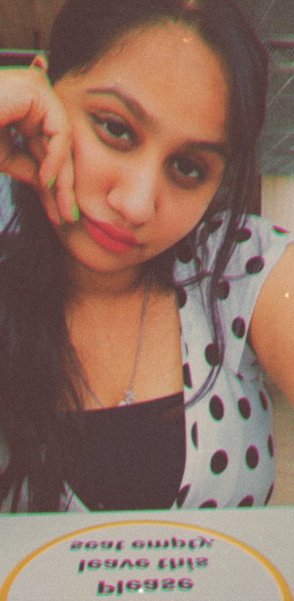 SrishtiArya12's tweet photo. Felt cute might del later 🕸️

#cute #OurSecrets #trendingtopic #feature https://t.co/NJNSibMyyV