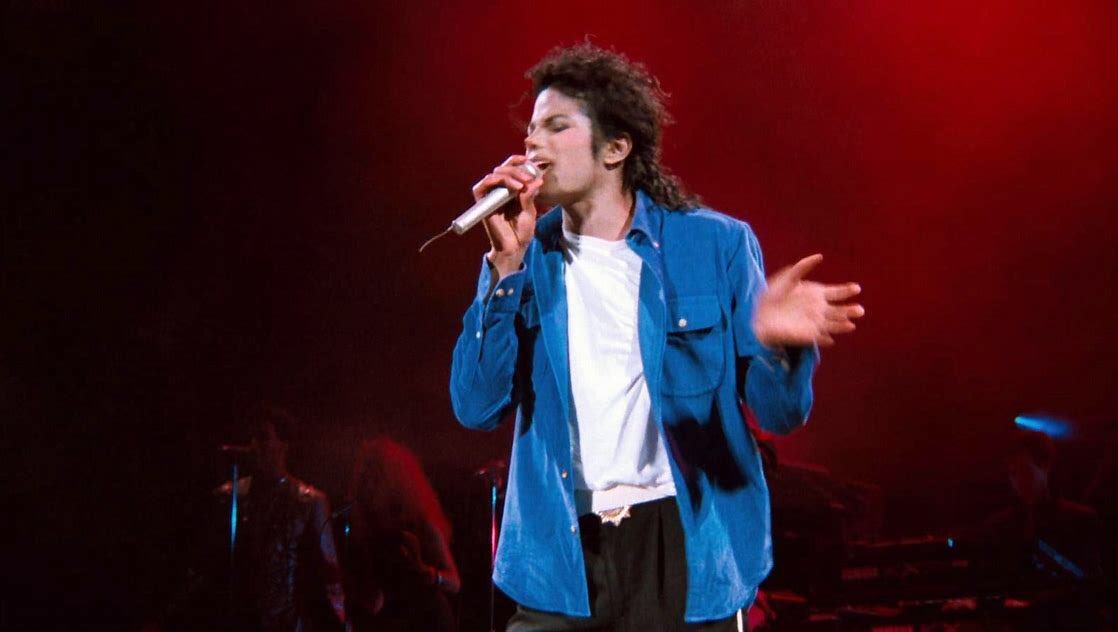 Hey_Bre9's tweet photo. @tajjackson3 A true angel and love and light to this world! Thank you to Uncle Michael for giving us the divine gift of music and love! 👑🎉🙏🏽🌎❤️🎵 https://t.co/XStjYoFfLk