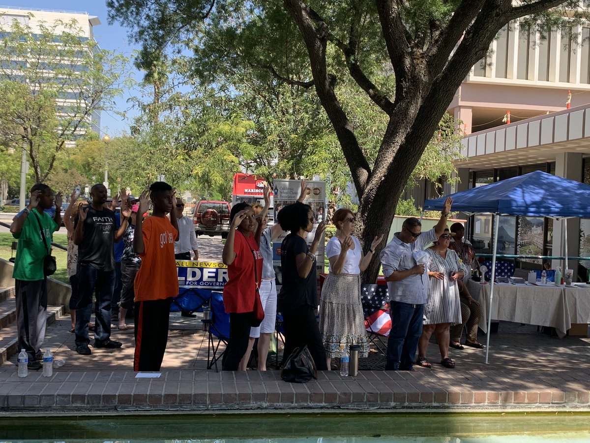 MarquesAngus's tweet photo. One of the best rallies I have thrown. Thanks to everyone United for the cause to #recallNewsom and #electElder. 

We heard from black and Hispanic speakers who know what’s going on, on the ground. Real talk from real people. passed out flyers, yard signs, bumper stickers &amp; swag. https://t.co/x9gAPGWk58