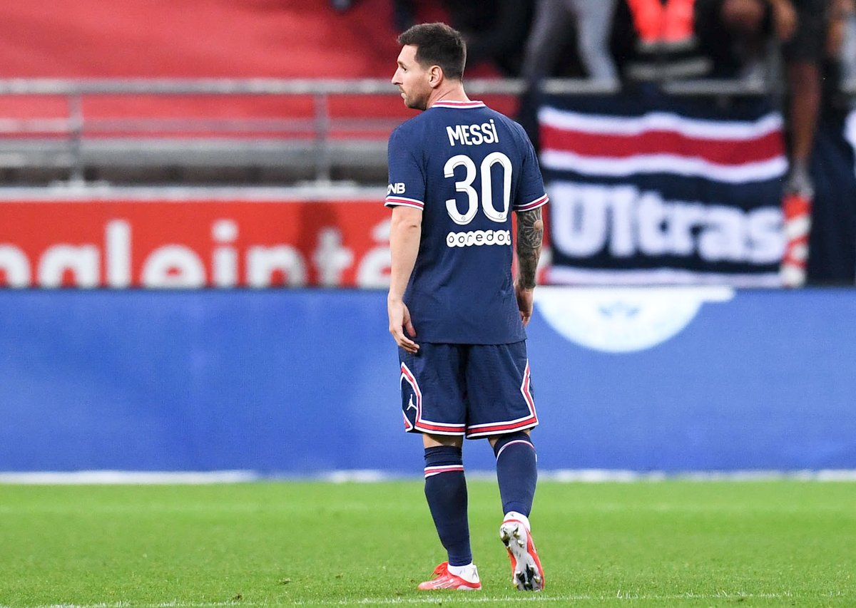 Ligue1_ESP's tweet photo. Comenzó la era de Messi.

#SDRPSG | #Ligue1UberEats https://t.co/JiEM9r3Dwb