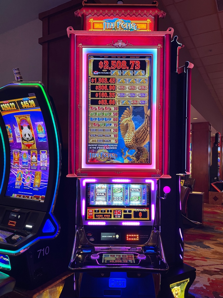 PechangaCasino's tweet photo. It’s #SlotMachineSunday and we have so many new games to choose from! Try our #new #JinHu and #JinFeng #SlotMachines! 🎰
Tell us, are you Team #Tiger or Team #Phoenix? 🐅🔥
#Pechanga #Casino #SlotMachine #Gamble #Gambling #Bonus #NewGame #Play #Temecula #OnAnotherLevel https://t.co/XecHVt8gCV