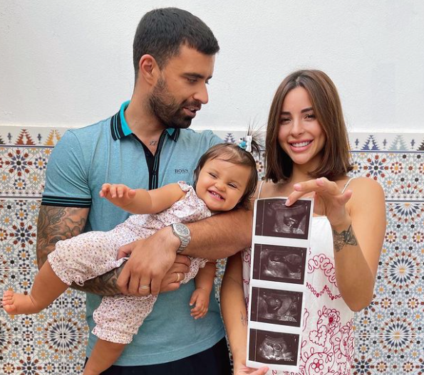 youngpeople_off's tweet image. Vincent (#SS7) et Rym (#MamansEtCelebres) vont devenir parent pour la seconde fois. Félicitations ! 🤰⏳💗
@VincentQueijo @rymrenom