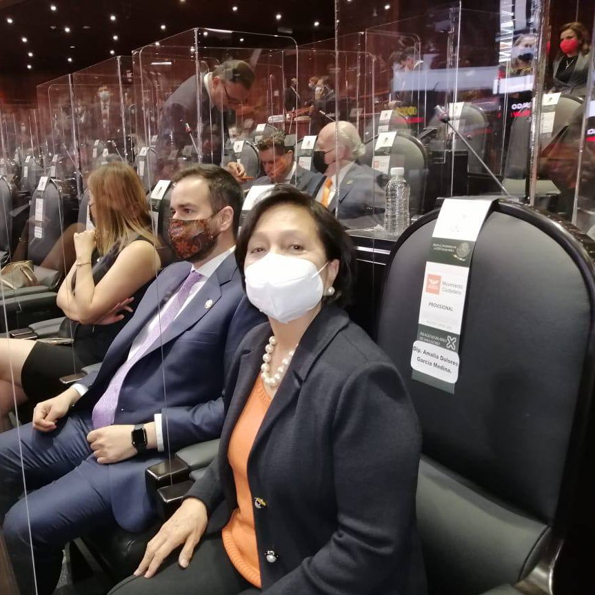 amaliagarciamx's tweet image. Me emociona empezar una nueva encomienda de la mano con @MovCiudadanoMX. Estar en el legislativo me permite seguir luchando por las causas que he acompañado durante años.