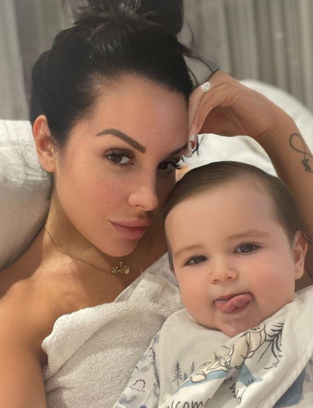 youngpeople_off's tweet image. Un peu de douceur... Laura (#LMvsMonde) et son fils Zlatan. 👶💕
@LauraLempika