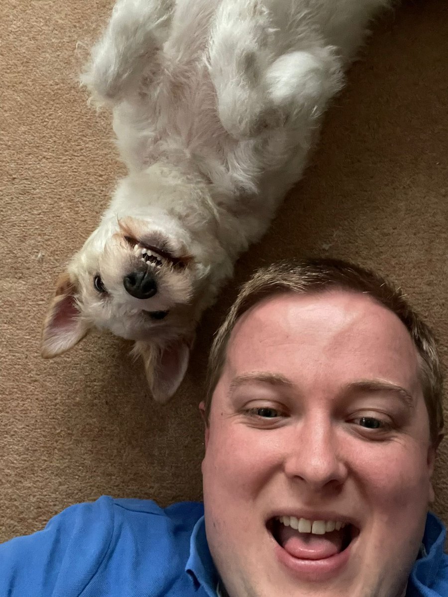PrincessPedro13's tweet photo. Just chilling with my pal! https://t.co/jXKMSYizoz