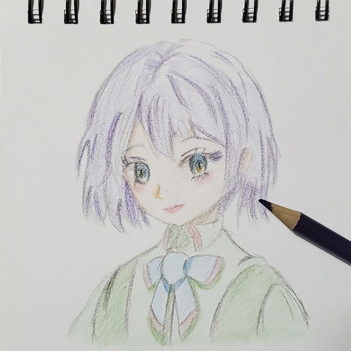 だすだす イラストレーター V Twitter おは戦300ag おはようございます 昨日はお出かけして買ってきた色鉛筆 とスケッチブックで色鉛筆画にハマってました どちらも楽しい みなさん今日も素敵な一日を アナログイラスト アナログ絵 アナログ画