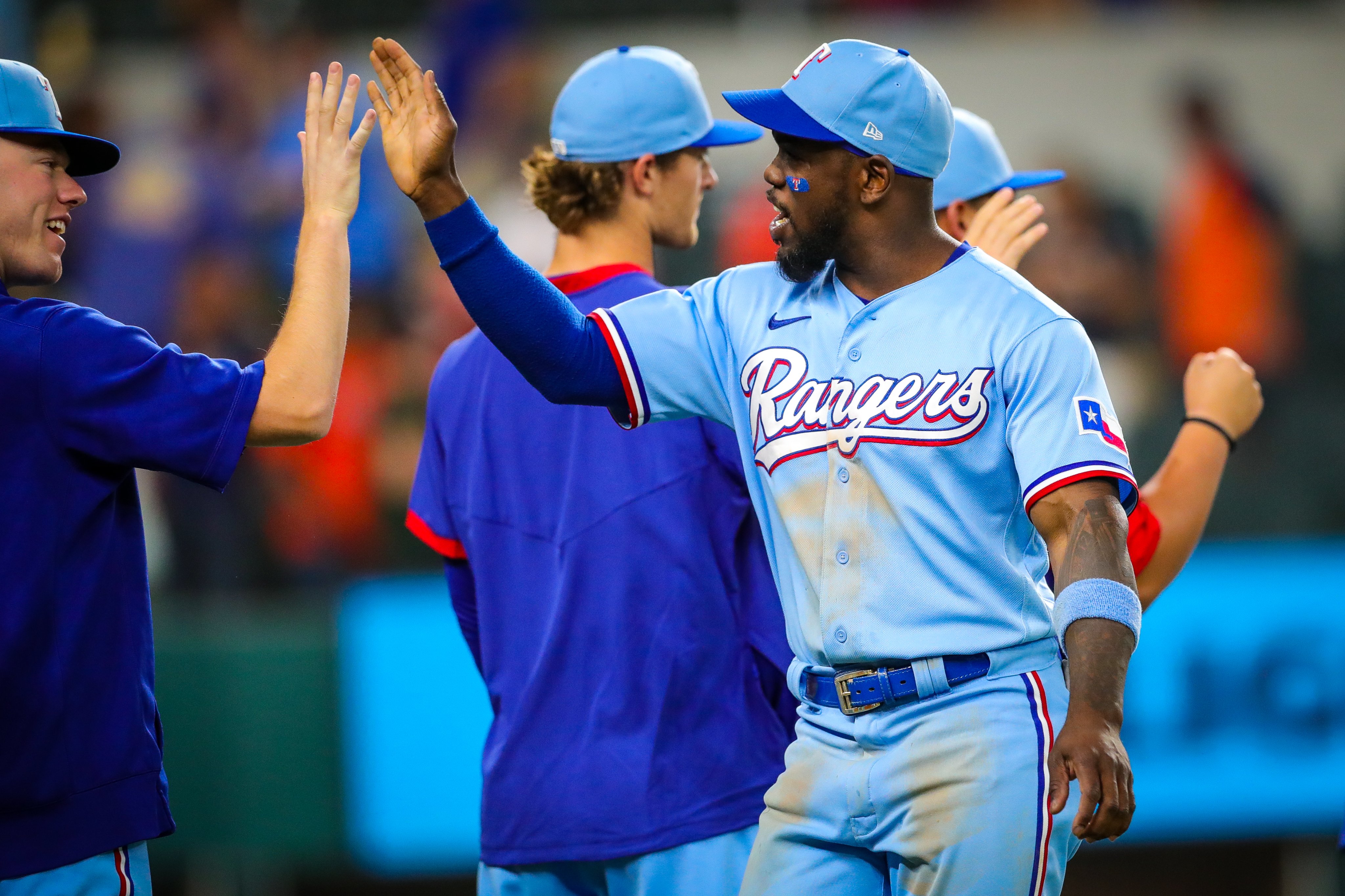 Texas Rangers on Twitter: 16 hits. 13 runs. 1 Texas-sized dub