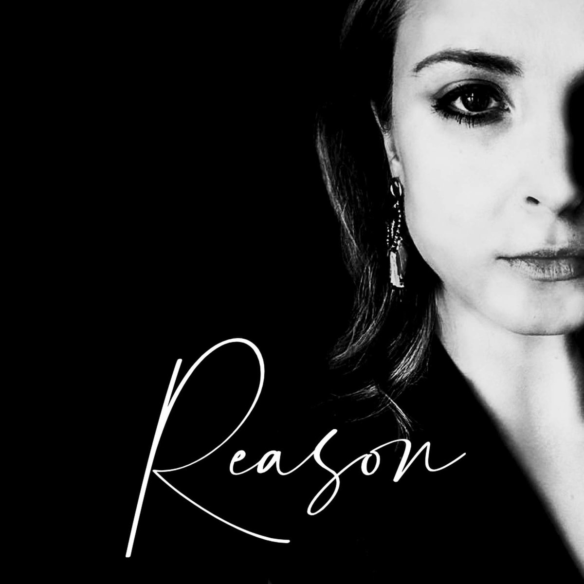 Hello everyone! Check out my newest single release: REASON! Made in collaboration with my good friend and producer <a href="/martygraymusic/">Marty Gray</a> 🎹! Listen to it here: smarturl.it/reasonhannahba…