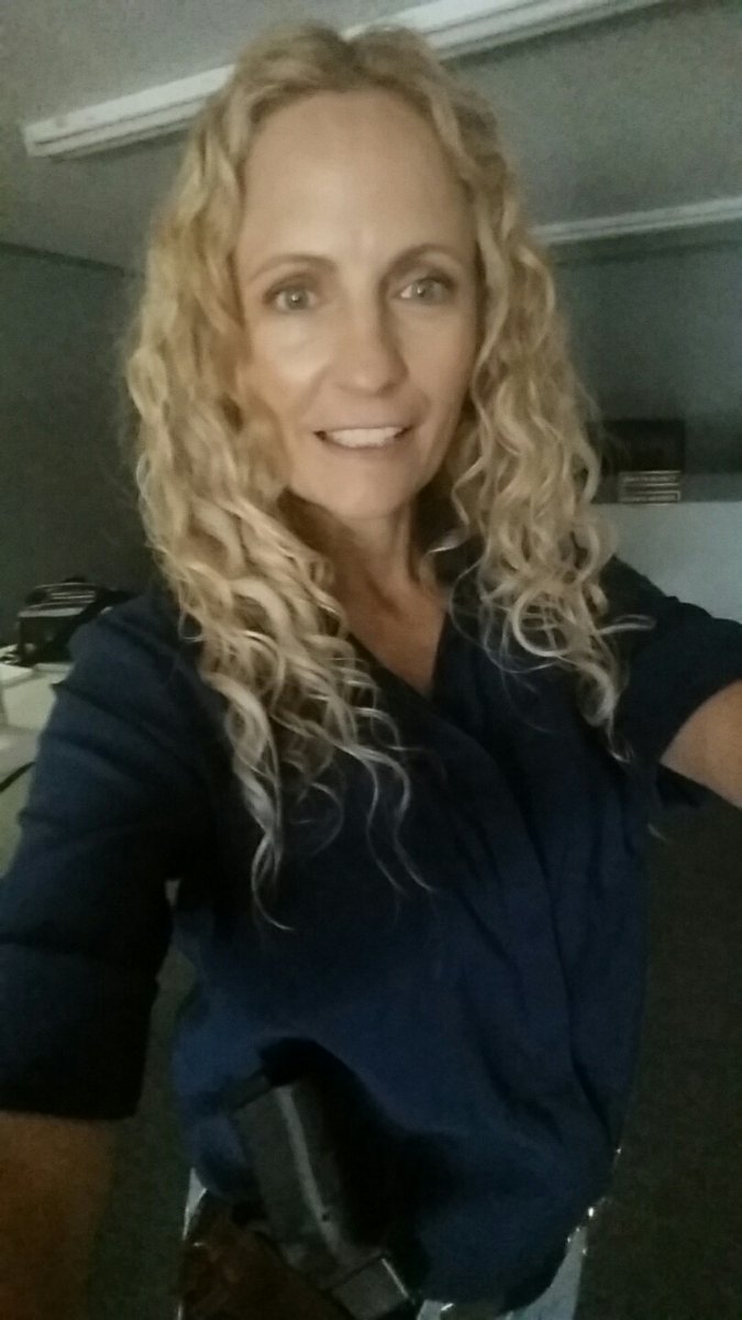 DeniseGossett's tweet photo. On the set of WOMEN! So much fun working with @antonsigu and @adamdorsey #actorslife #lovemylife #throwback #smalltowncop #ondemand #lovedwearingabadge https://t.co/nb4hEAi9hF
