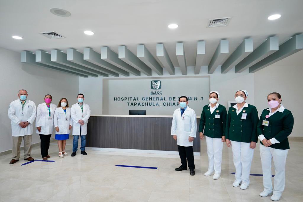 zoerobledo's tweet photo. Inauguración del Hospital General de Zona No. 1 “Nueva Frontera” en Tapachula, Chiapas junto al presidente @lopezobrador_ y el gobernador @RutilioEscandon. 

Cuenta con 8 quirófanos, 180 camas, 38 especialidades y una fuerza de trabajo de más de mil 200 personas. https://t.co/TzDHRNmdZ2