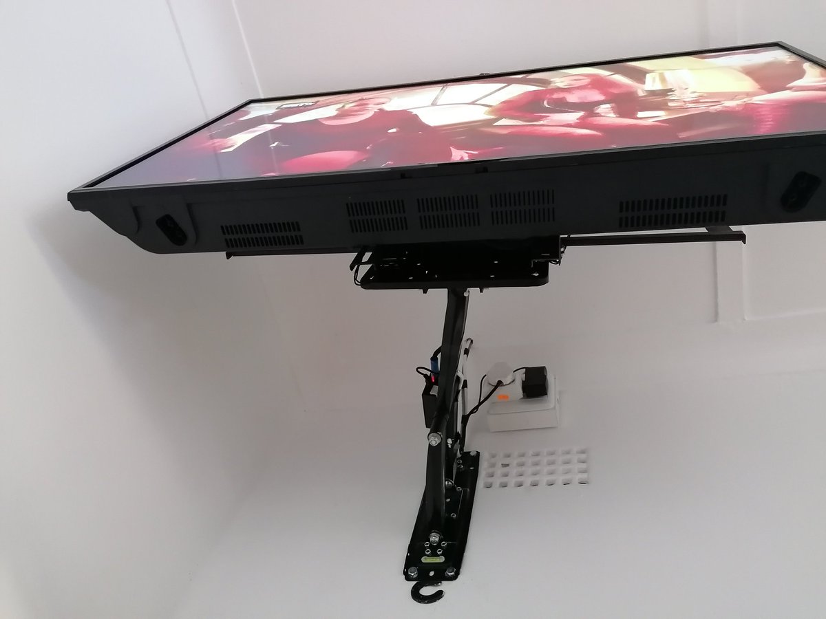 DstvElite's tweet image. For all your TV Mounting and Dstv Installation services DM us or call us on #0739397204 /#0118728409