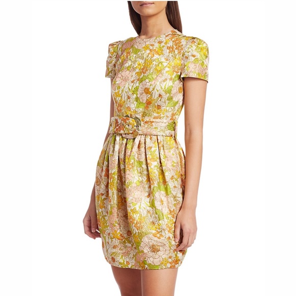 ishopsmartsave's tweet photo. So good I had to share! Check out all the items I'm loving on @Poshmarkapp #poshmark #fashion #style #shopmycloset #carolinaherrera #zimmermann #acejig: https://t.co/Px2bVECRB6 https://t.co/CAaojbOL2q