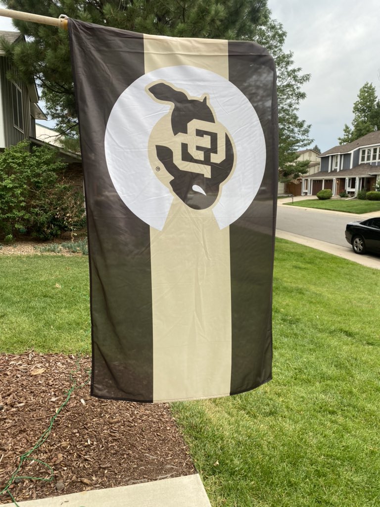 DadVanDiest's tweet photo. it’s officially Colorado Football Buffaloes opening game week.
#Flag #FlagOut #GoBuffsBuffs #ColoradoFootball https://t.co/e3hti3MOfq