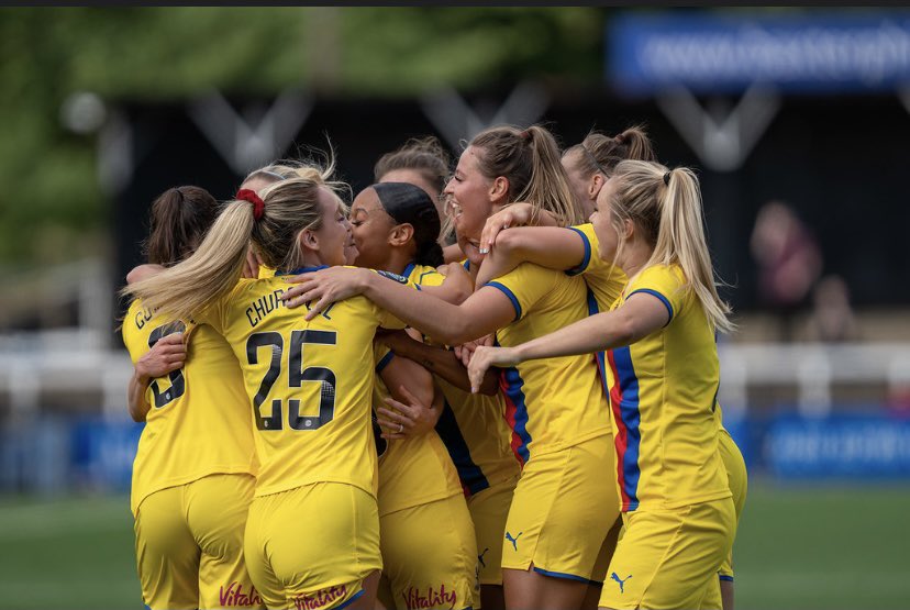 Nothing better than an opening day win <a href="/cpfc_w/">Crystal Palace F.C. Women</a> 🔴🔵 Togetherness of this team captured brilliantly <a href="/stephenflynn123/">Stephen</a>