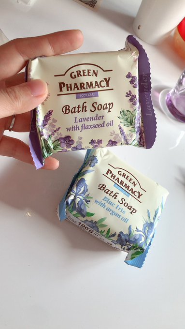 21日28日のライブでプレゼントをいただきました😭  女子力あがります。。  何よりお気持ちがうれしい 本当に本当にありがとうございます✨✨ https://t.co/W6FBDsq9Wh