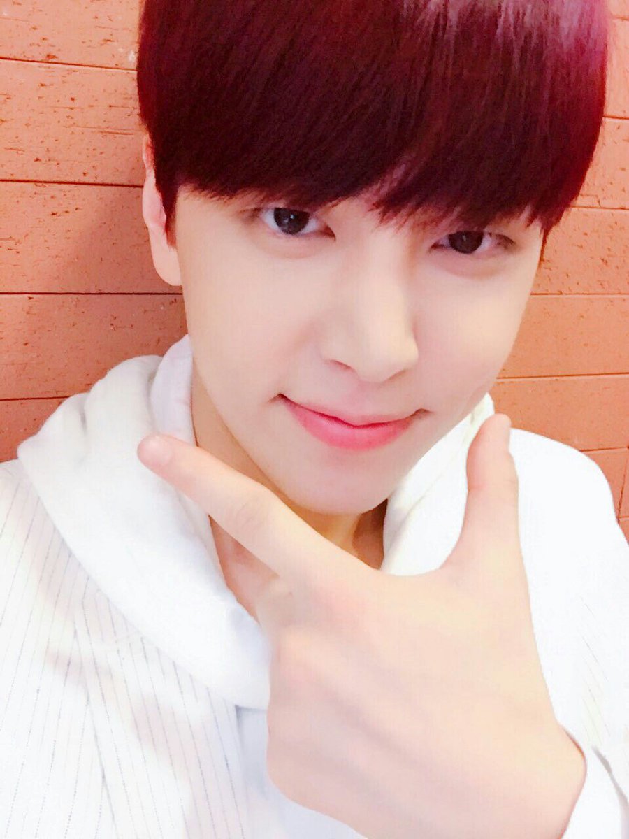 226 hour of Jaeyoon
[ #JAEYOON #재윤 #SF9 <a href="/SF9official/">SF9official</a>]