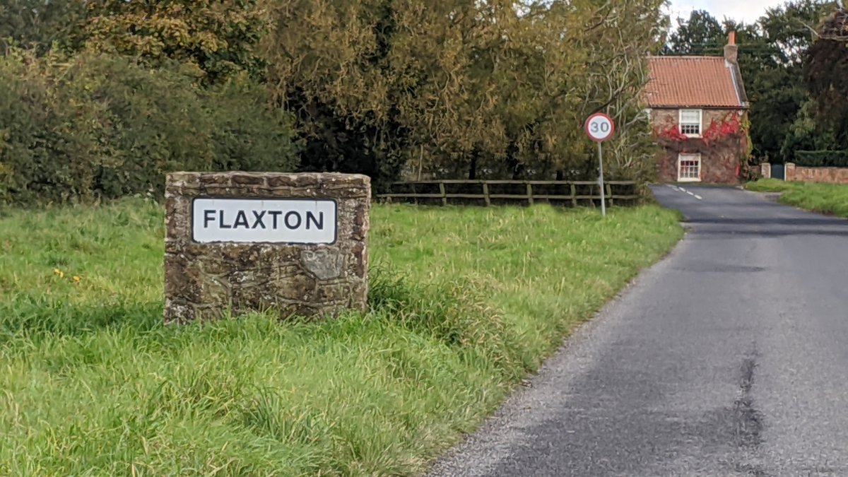 VNYorkshire's tweet photo. Flaxton, in Ryedale District, North Yorkshire.
1/3
#RyedaleWeek #NorthYorkshire @VisitRyedale @RyedaleRich @RyedaleDC @ryedalehour @FlaxtonAnd https://t.co/nNxMStePee