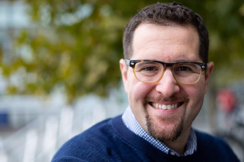 We're shining the spotlight on Cronkite alumnus <a href="/HarrisonMantas/">Harrison Mantas ☀️🟦</a> who recently took on a local government reporter position at <a href="/startelegram/">Fort Worth Star-Telegram</a>! He says this new role allows him to get back into the kind of journalism he enjoys doing. "It brings me closer to my audience," Mantas says.