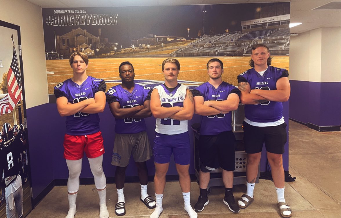 Good luck to our Alumni Mustang Broncos this season who will take the field in Winfield Kansas. We are proud of you! #WeAreMustang <a href="/BuilderFootball/">SC Builder Football</a> <a href="/Cooper_M44/">Cooper Meadows</a> <a href="/HaydenKoreion/">koreion hayden</a> <a href="/BoyantonJoshua/">Joshua Boyanton</a> <a href="/AdamBrotherton3/">Adam Brotherton</a> <a href="/zechp3/">Zechariah Peery</a>