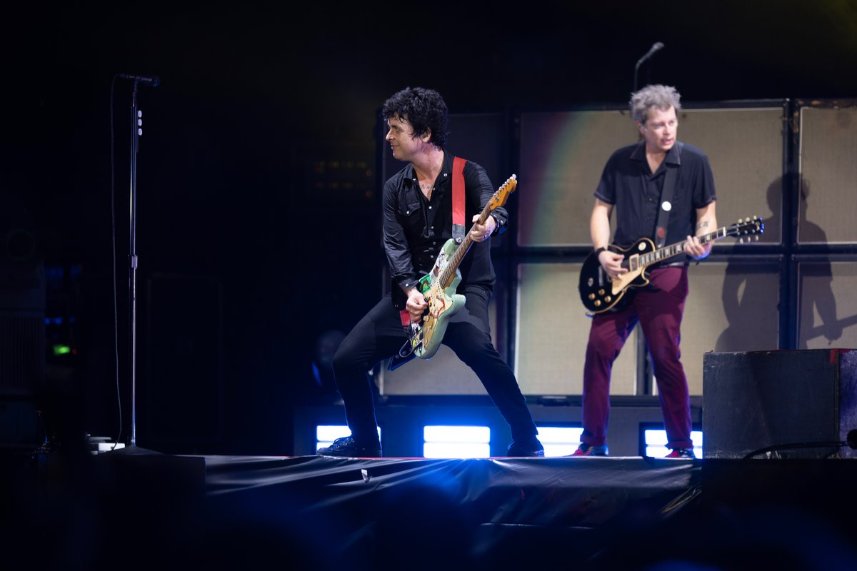 Green Day tweet media