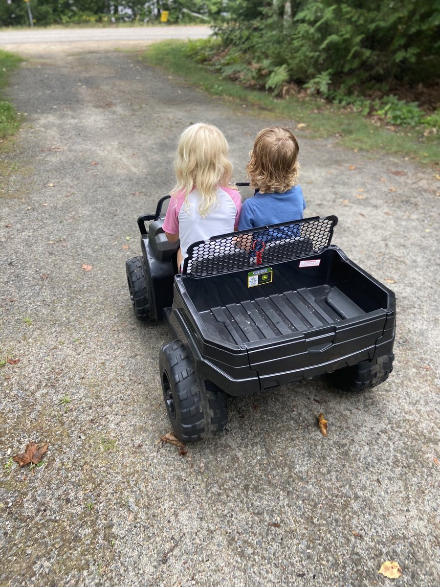 AmyAl's tweet image. Long weekends are for relaxing…and driving lessons. Thanks PwC for the paid day off.  ⁦@PwC_Canada⁩ #Bewellworkwell #PwCproud