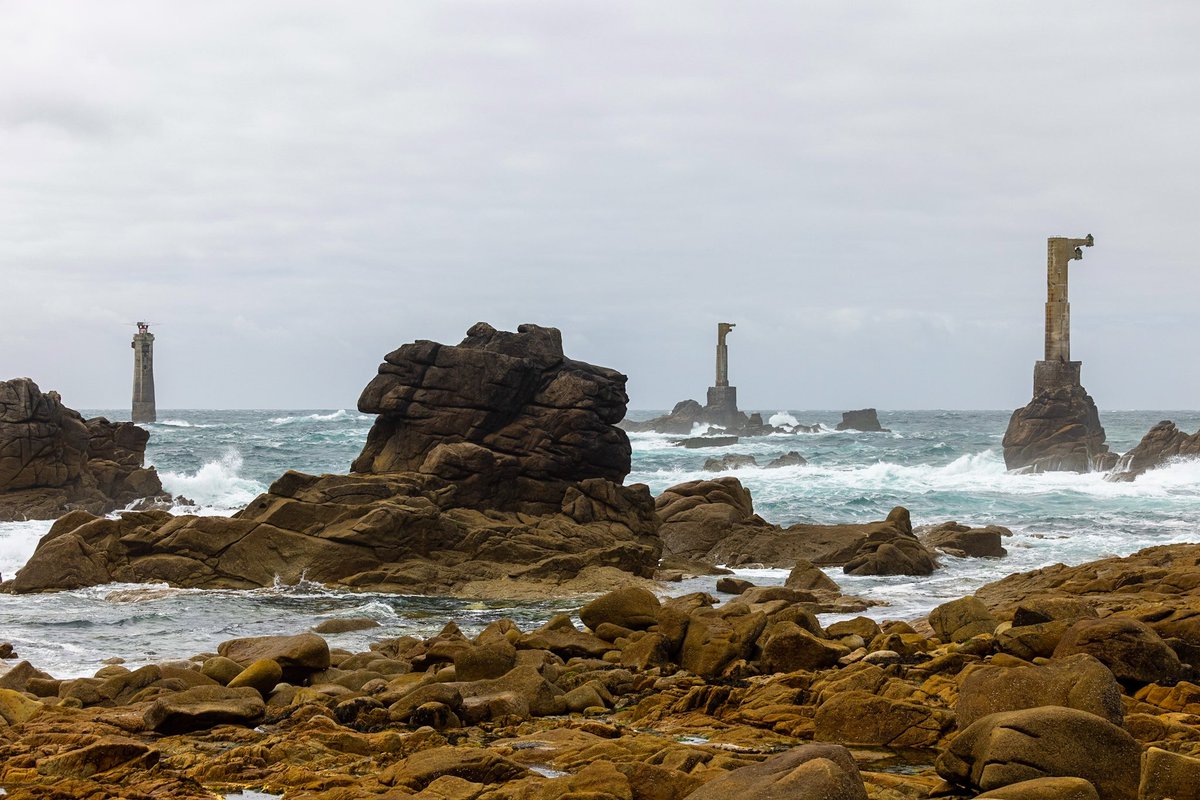 ManuLionCrypto's tweet photo. Wild wild Ouessant
#pointedepern #pharedenividic #bretagne #BretagneMagique #ouessant https://t.co/xuQe5TqWSs