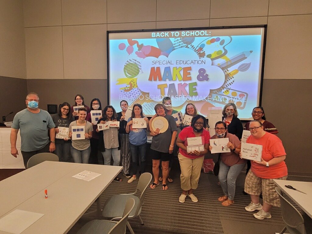 ESC11SpEdRocks's tweet photo. Saturday was back to school make and take day!  A fabulous time was had by all!  We hope you all have a wonderful school year! @ESCRegion11 https://t.co/BB8Dn6KBzX