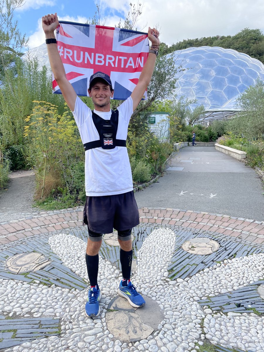 eden_media_team's tweet photo. Great to cheer the amazing marathon man Nick Butter @nickbutterrun over the line @edenproject at the end of his record-breaking #RunBritain around the coast. More than 5,000 miles in a little over four months. Well done Nick! https://t.co/THQkXSPSmH