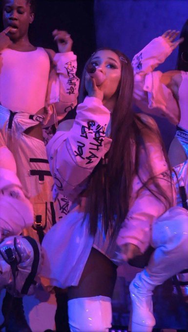 Arianaのtwitterイラスト検索結果 古い順