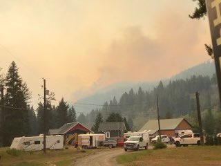 badpuce's tweet photo. #brookcreekfire #forestfires so thankful for the firefighters and crew.  #brookmere #homeawayfromhome https://t.co/kTX2H35Fin